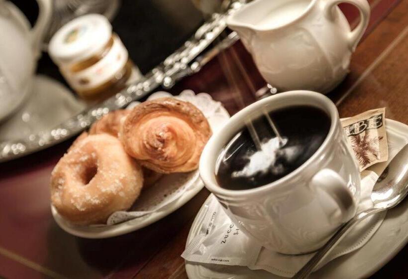 בית מלון כפרי Palazzo Cardinal Cesi