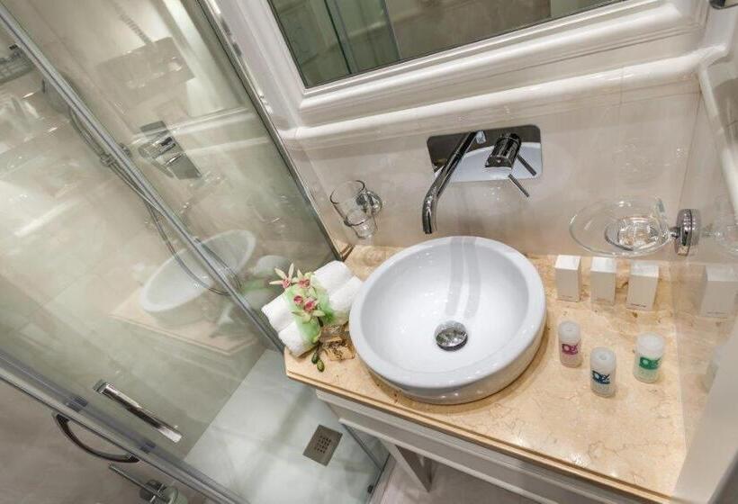 בית מלון כפרי Palazzo Cardinal Cesi