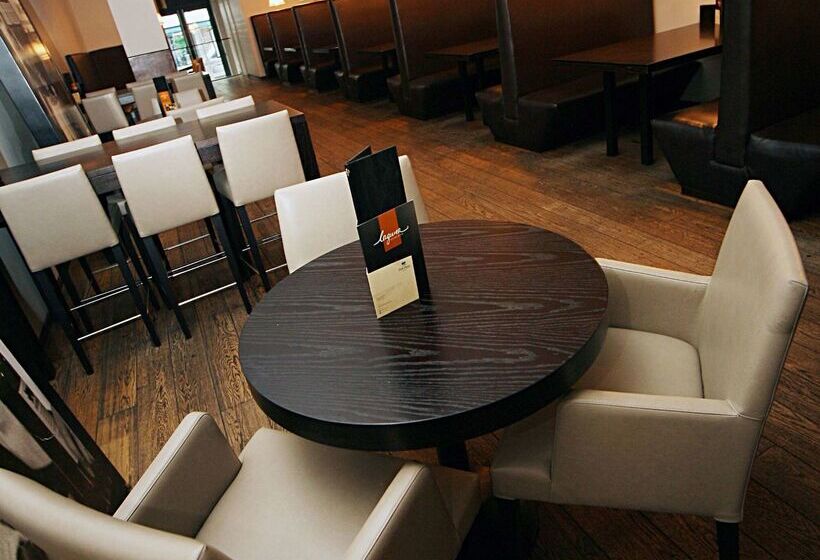 호텔 Park Plaza Cardiff