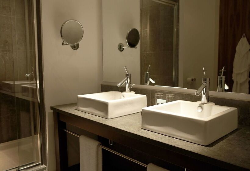 호텔 Park Plaza Cardiff