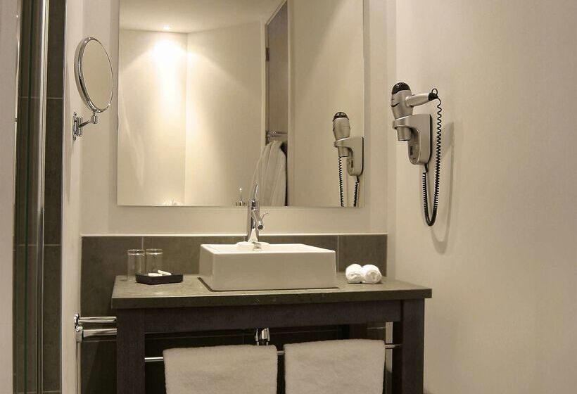 호텔 Park Plaza Cardiff