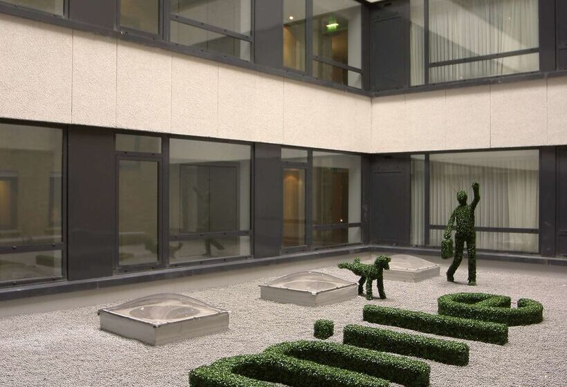 호텔 Park Plaza Cardiff