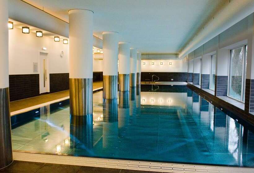 호텔 Park Plaza Cardiff