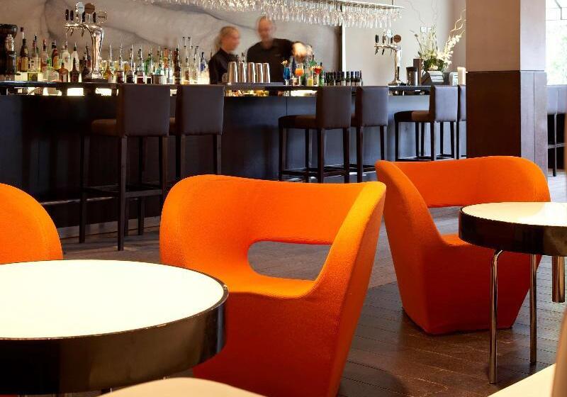 호텔 Park Plaza Cardiff