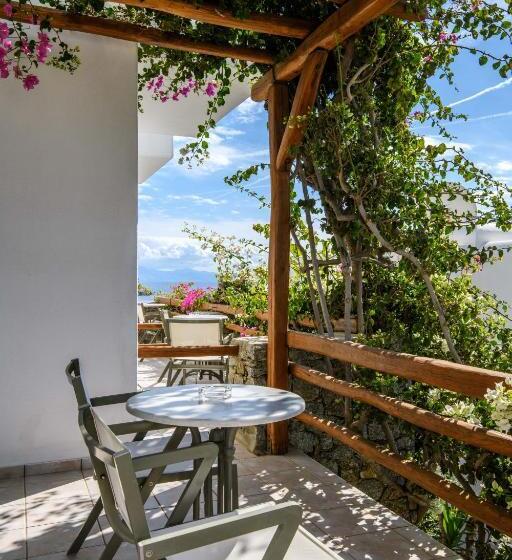 فندق Pelican Bay