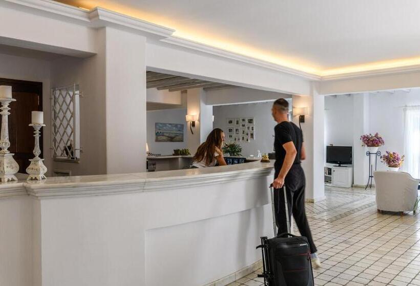 فندق Pelican Bay