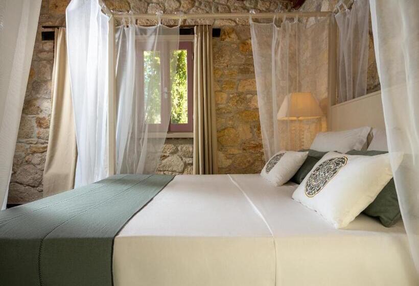 ホテル Petrino Eco Village