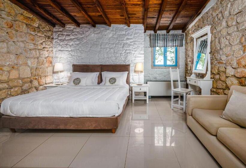 בית מלון כפרי Petrino Eco Village