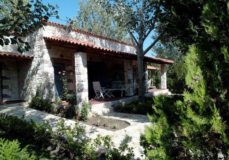 בית מלון כפרי Petrino Eco Village