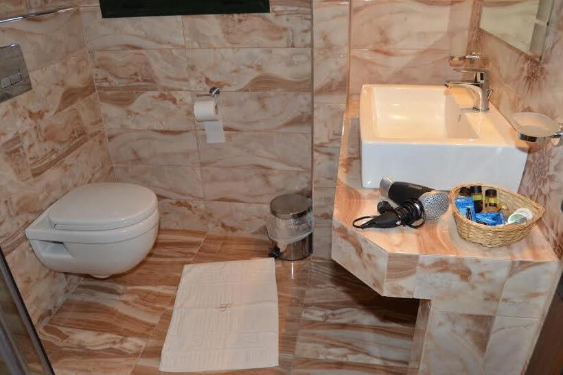 בית מלון כפרי Philoxenia Spa