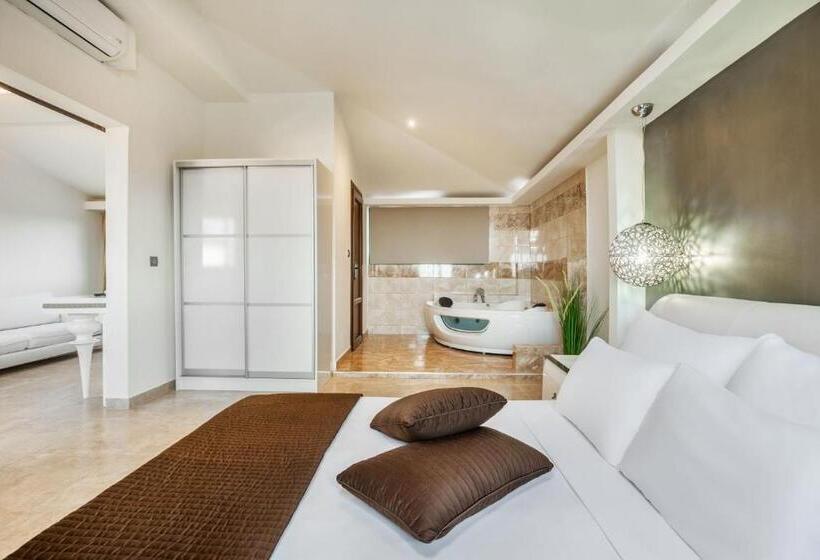 בית מלון כפרי Philoxenia Spa