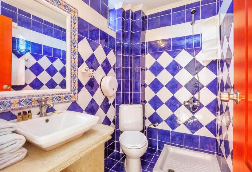 בית מלון כפרי Philoxenia Spa