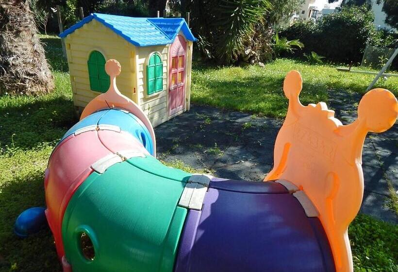 Отель Pilalidis