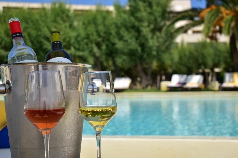 Отель Plaza Resort