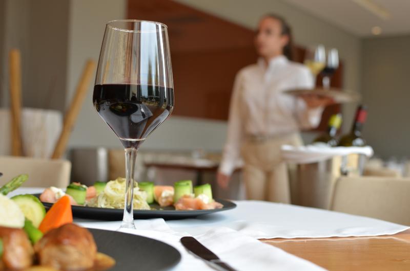 בית מלון כפרי Plaza Resort