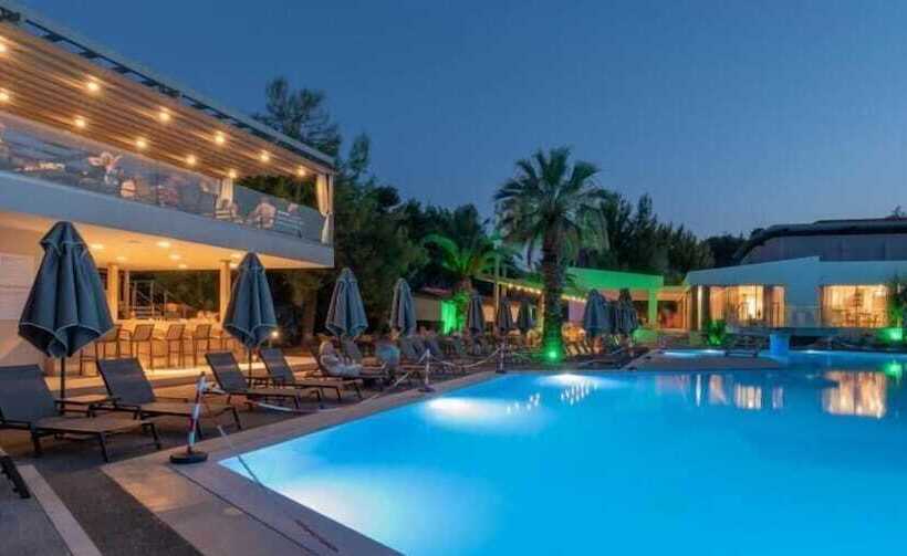 هتل Poseidon Resort