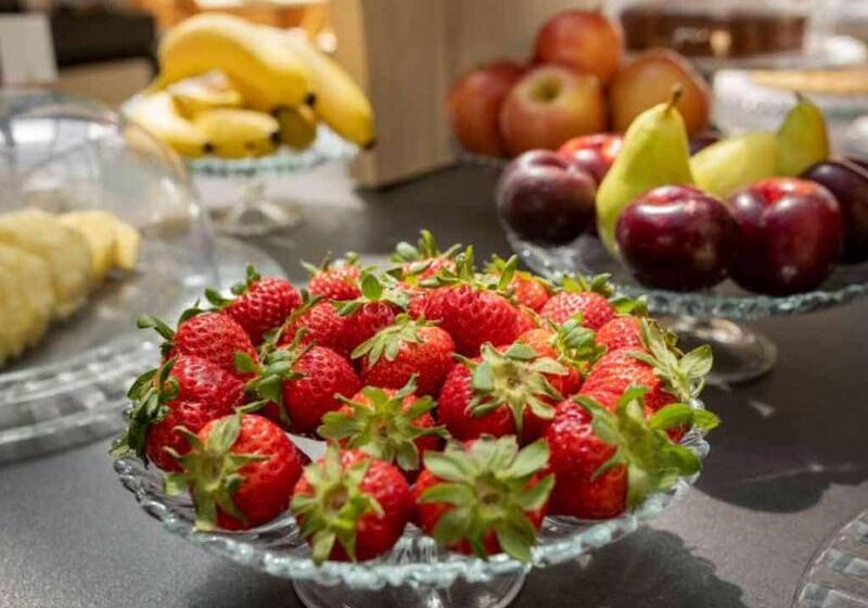 Отель Posta Donini 1579 Una Esperienze