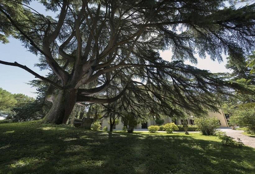 Отель Posta Donini 1579 Una Esperienze