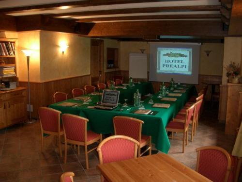 Отель Prealpi