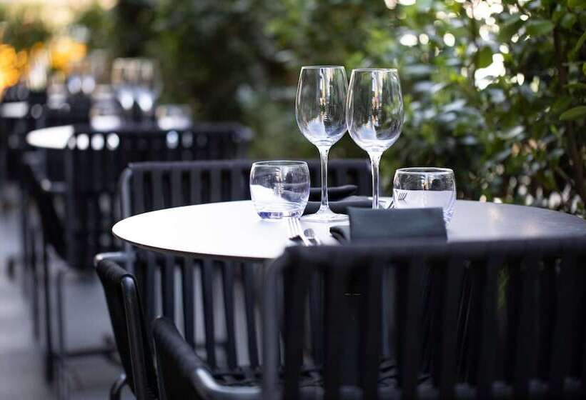 Radisson Blu Hotel, London Mercer Street