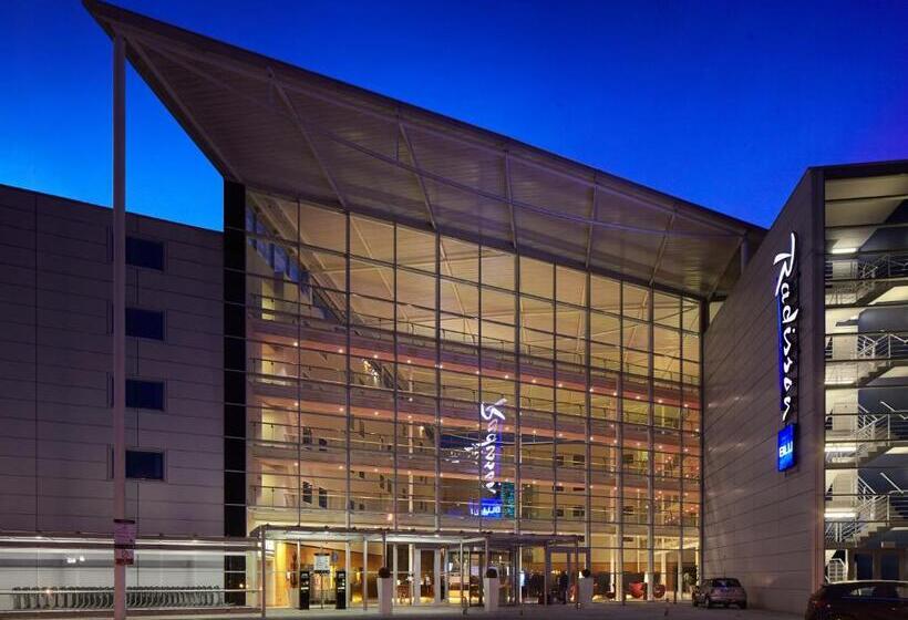 Radisson Blu Hotel London Stansted Airport