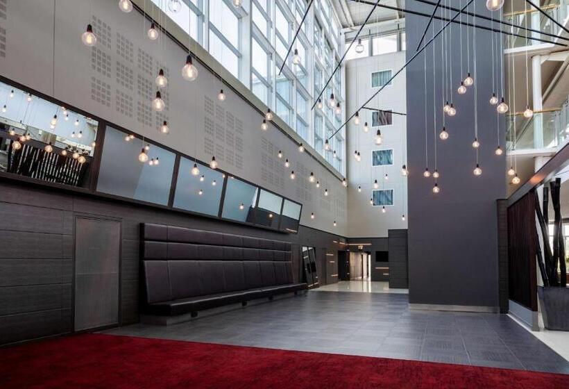 Radisson Blu Hotel London Stansted Airport