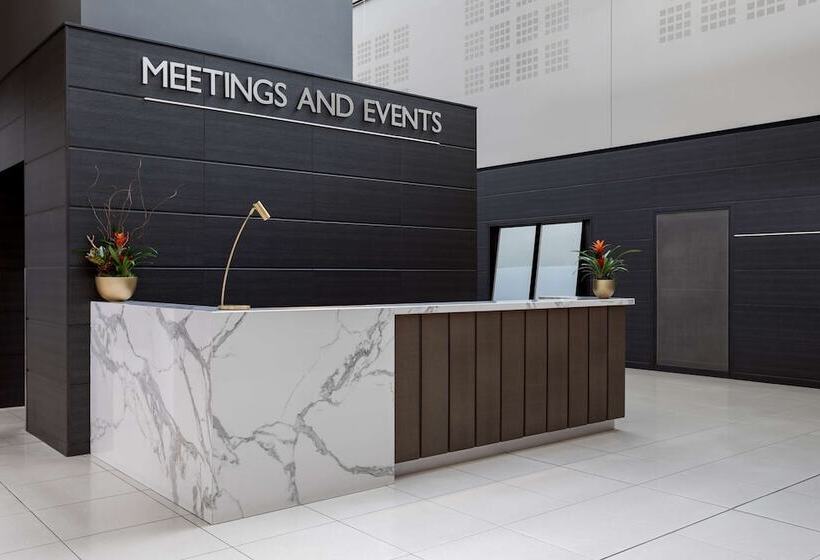 Radisson Blu Hotel London Stansted Airport