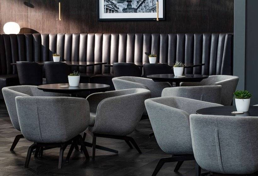 Radisson Blu Hotel London Stansted Airport