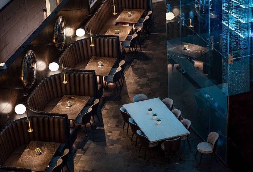 Radisson Blu Hotel London Stansted Airport