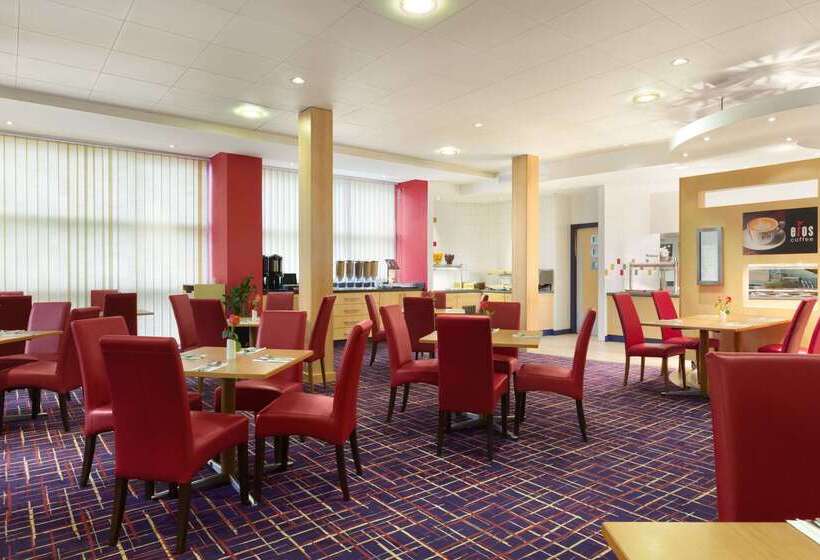 ホテル Ramada London North