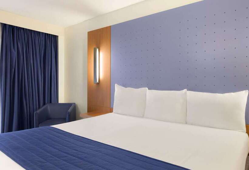 ホテル Ramada London North