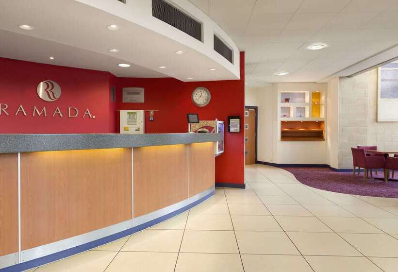 ホテル Ramada London North