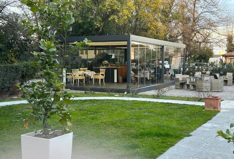 Отель Relais Villa Selvatico