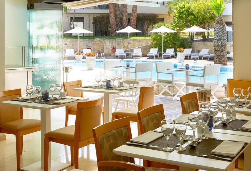 Отель Renaissance Hanioti Resort