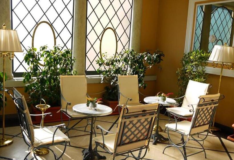 هتل Residenza Paolo Vi