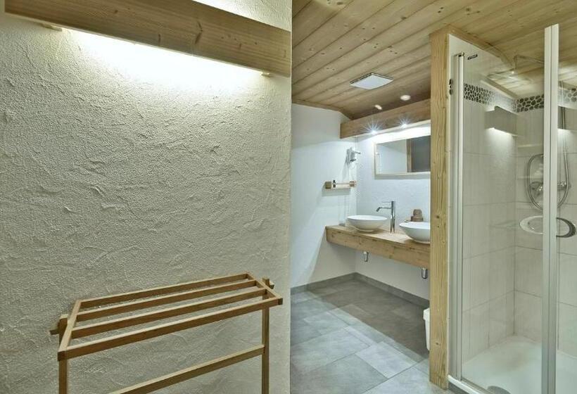 ホテル Restaurant Les Lilas