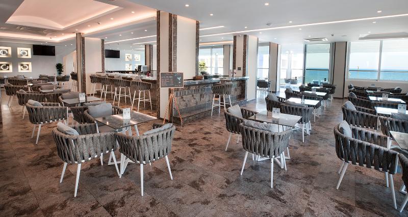 בית מלון כפרי Rhodos Horizon Blu Adults Only