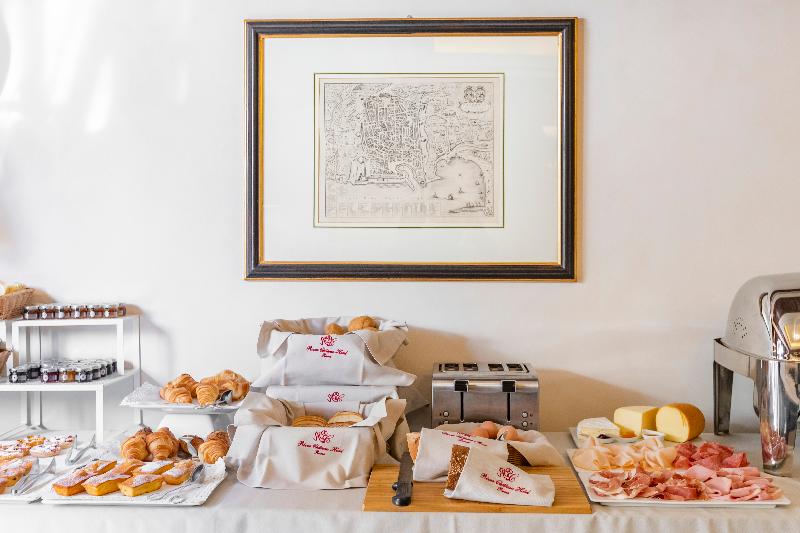 هتل River Chateau