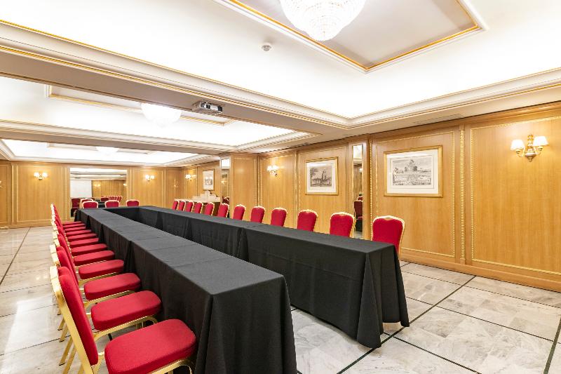 هتل River Chateau