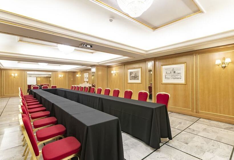 هتل River Chateau