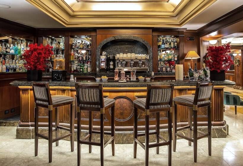 هتل River Chateau