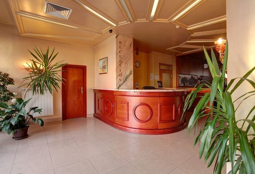 酒店 Central Plaza