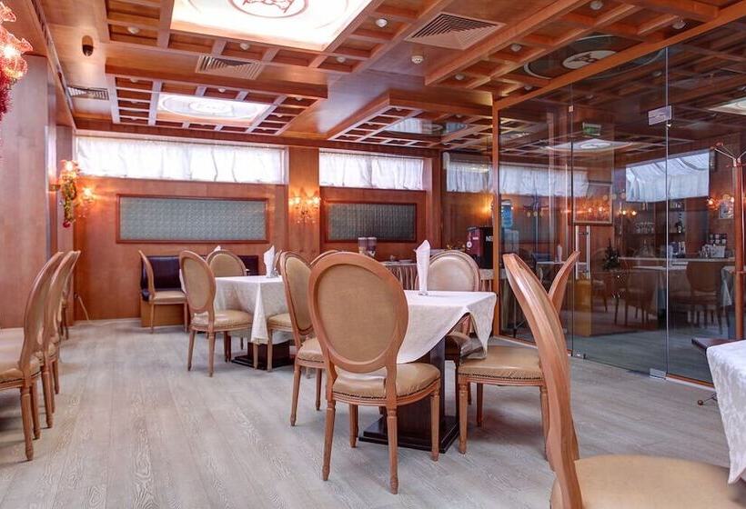 酒店 Central Plaza