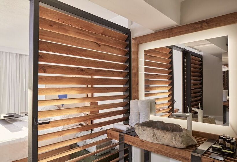 Royal Myconian Leading Hotels of the World