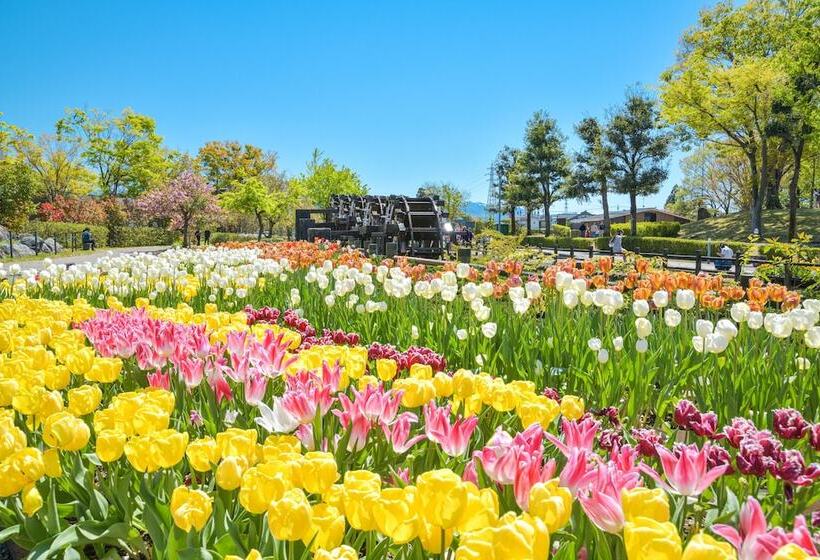 فندق Mercure Toyama Tonami Resort & Spa