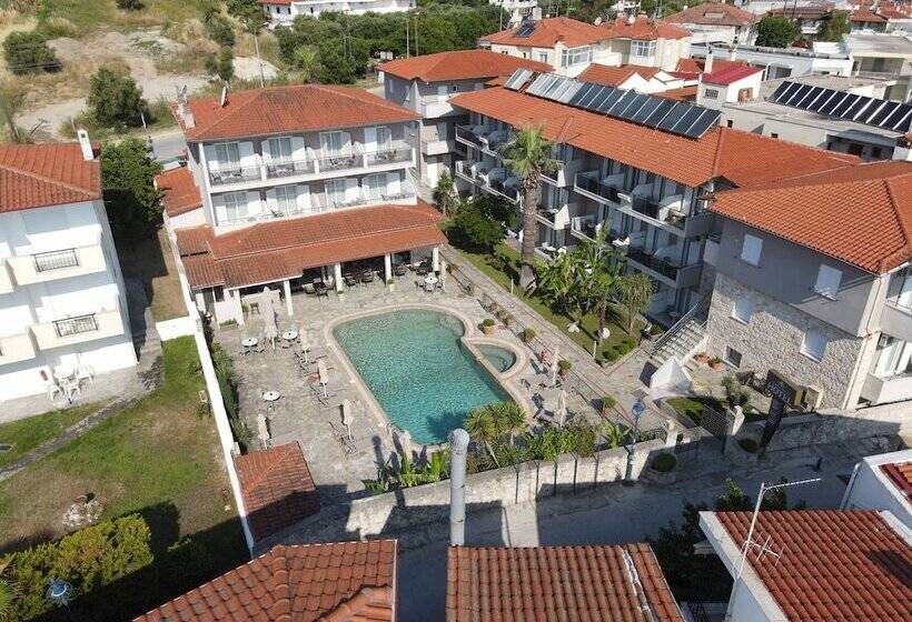 בית מלון כפרי Sarantis