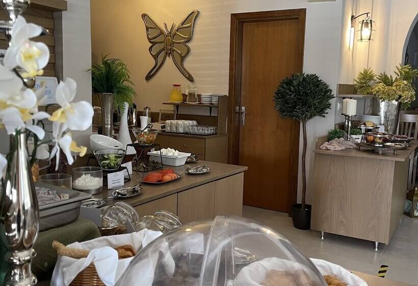 בית מלון כפרי Sarantis