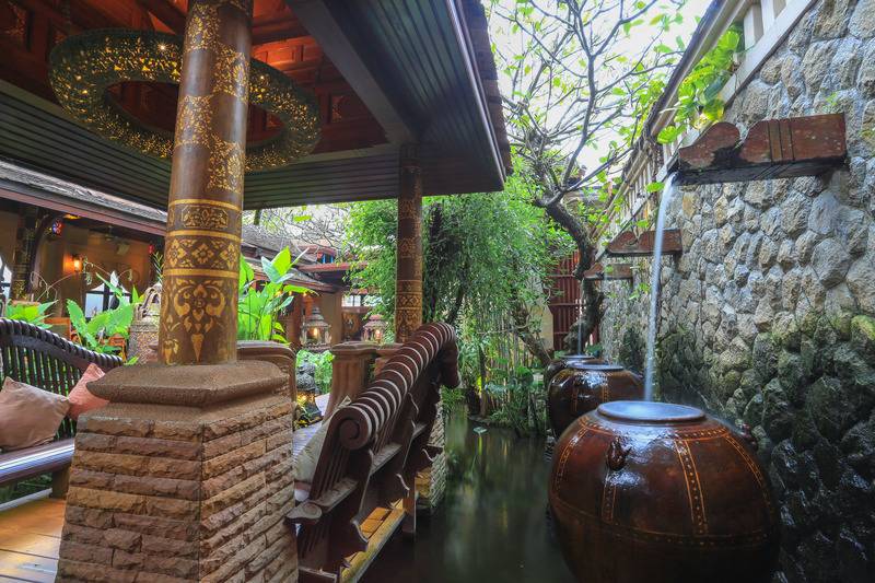 호텔 Sawasdee Village