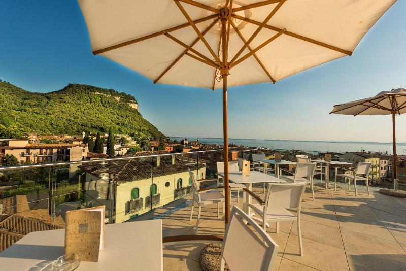 Sky Pool Hotel Sole Garda