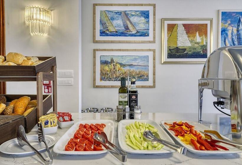 Sky Pool Hotel Sole Garda